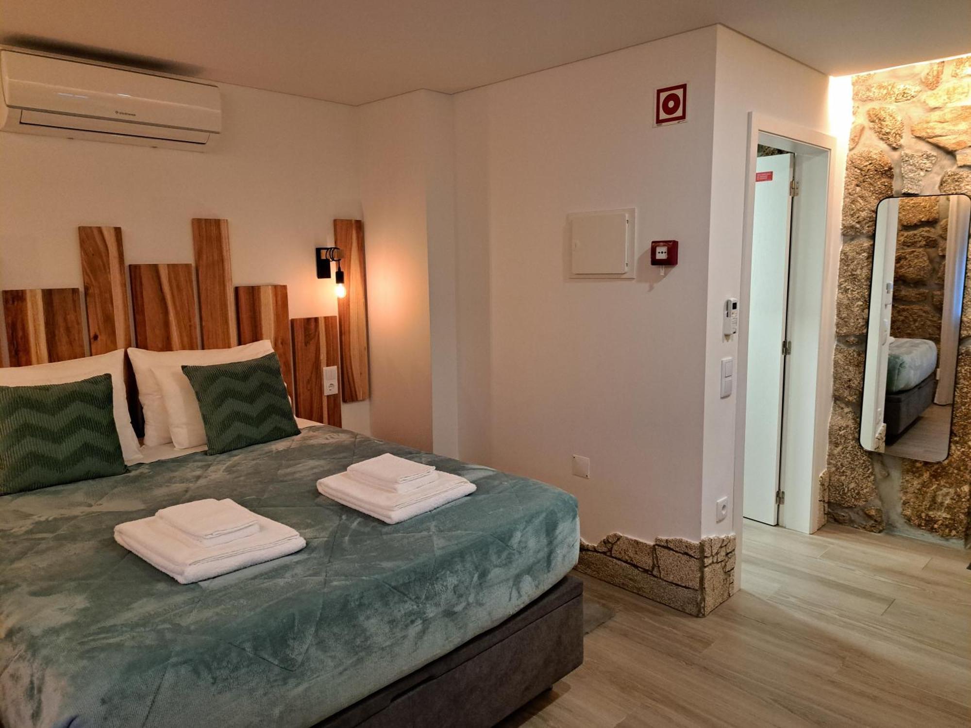 Agrafonte Guest House Pacos de Ferreira Exterior photo